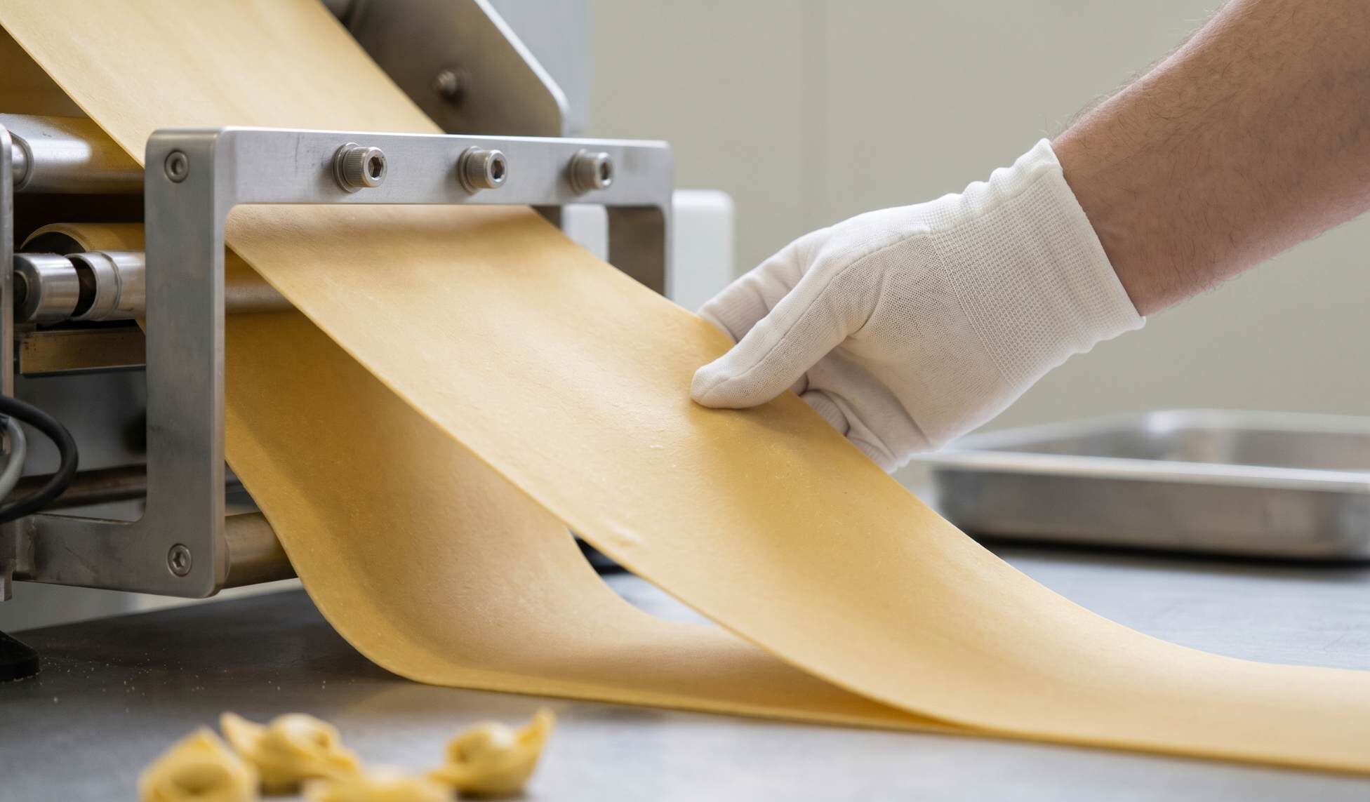 Dry Stuffed Pasta vs. Fresh Pasta: The Ultimate Guide for Food Distributors